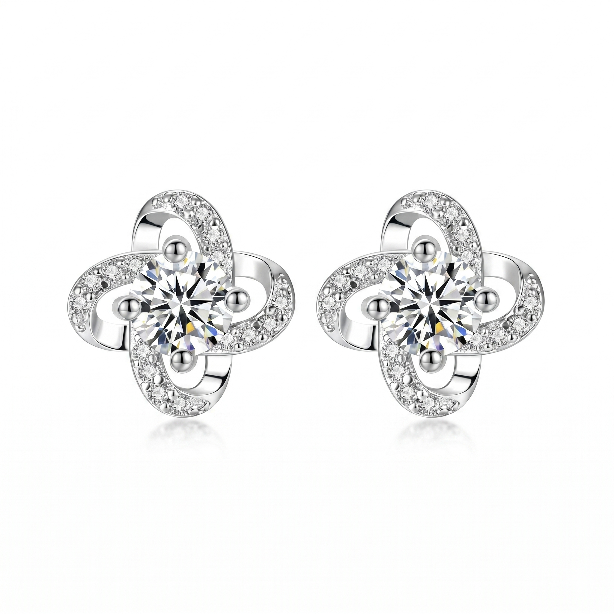 CRYSTAL CLOVER STUD EARRINGS